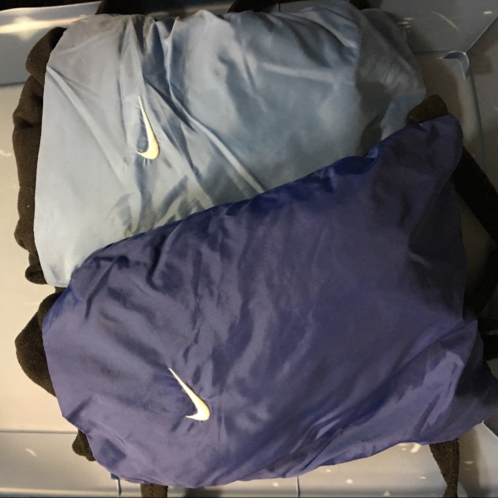 Nike blanket in a backpack (2)